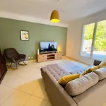 Villa Horizons 3 Etoiles-Spacieuse-Climatisation-Piscine Privee-Terrain De Petanque-Table De Ping-Pong-Quilles-Equipements Sport-Sudsejourconciergerie וילה *
