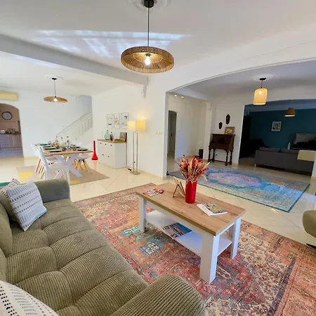 فيلة Horizons-spacious & Calm-air Conditioning-pool-5 Bedrooms-sudsejourconciergerie Laroque-des-Albères