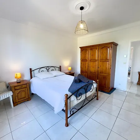 Horizons-spacious & Calm-air Conditioning-pool-5 Bedrooms-sudsejourconciergerie