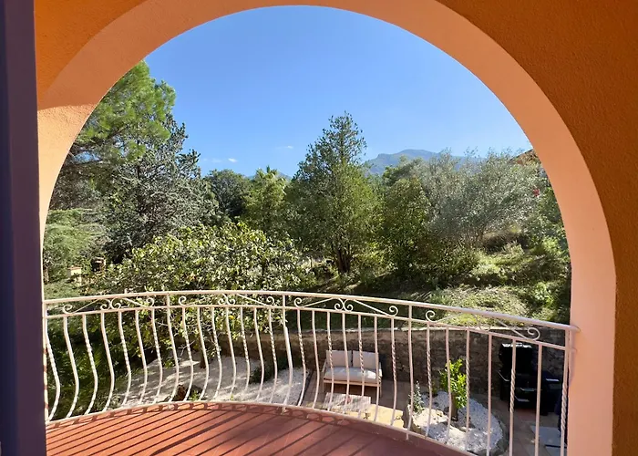 Horizons-spacious & Calm-air Conditioning-pool-5 Bedrooms-sudsejourconciergerie Villa *