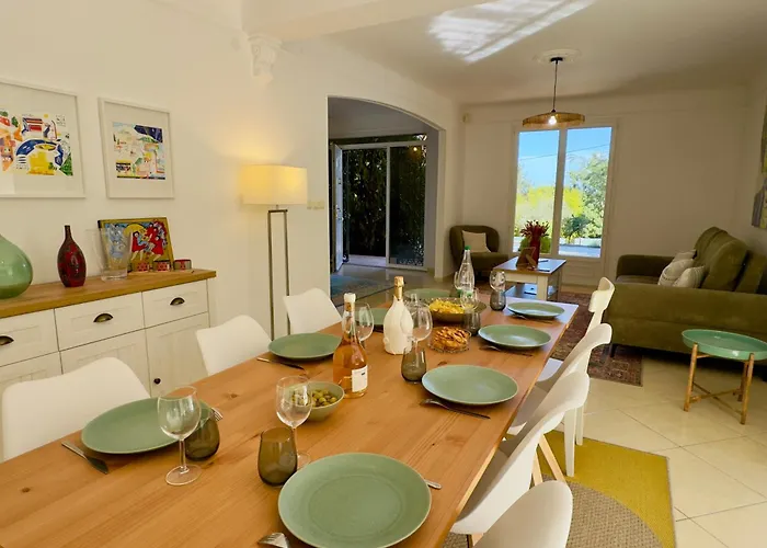 Horizons-spacious & Calm-air Conditioning-pool-5 Bedrooms-sudsejourconciergerie Laroque-des-Albères