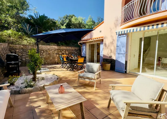 Vila Villa Horizons 3 Etoiles-Spacieuse-Climatisation-Piscine Privee-Terrain De Petanque-Table De Ping-Pong-Quilles-Equipements Sport-Sudsejourconciergerie Laroque-des-Albères