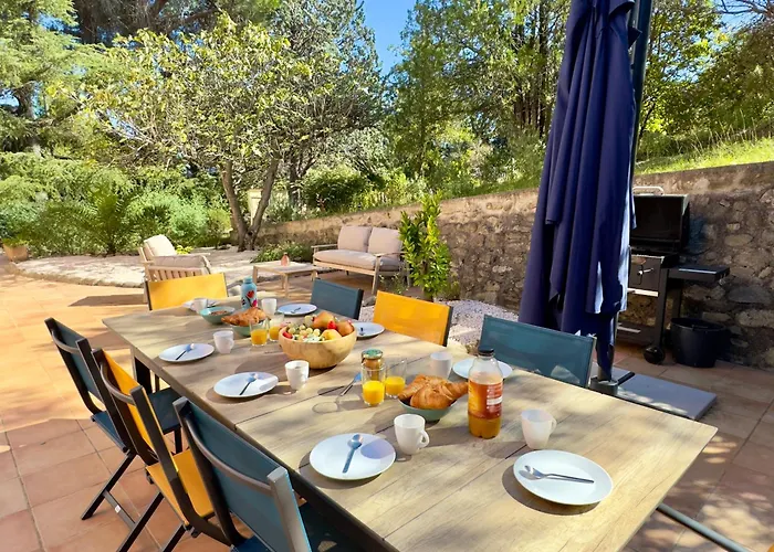 Horizons-spacious & Calm-air Conditioning-pool-5 Bedrooms-sudsejourconciergerie Villa