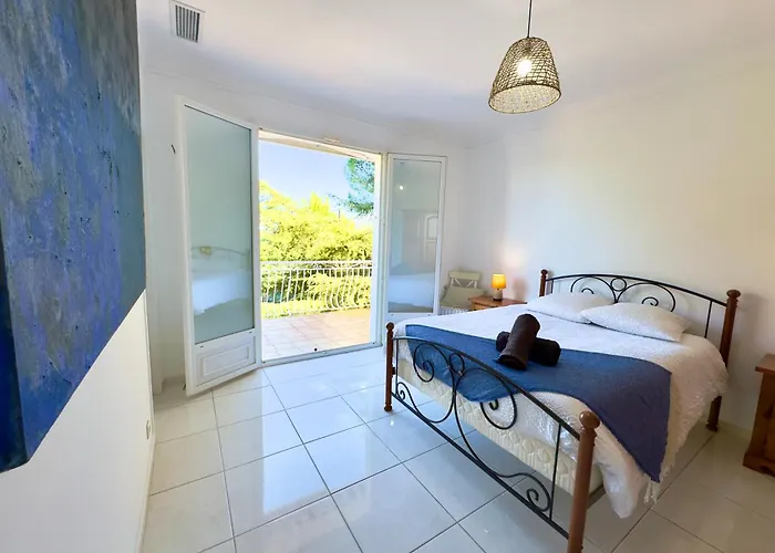 Villa Horizons 3 Etoiles-Spacieuse-Climatisation-Piscine Privee-Terrain De Petanque-Table De Ping-Pong-Quilles-Equipements Sport-Sudsejourconciergerie Laroque-des-Albères
